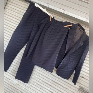 Vintage 90s 3 piece black pinstripe suit size 16 like new skirt, pants, jacket​
